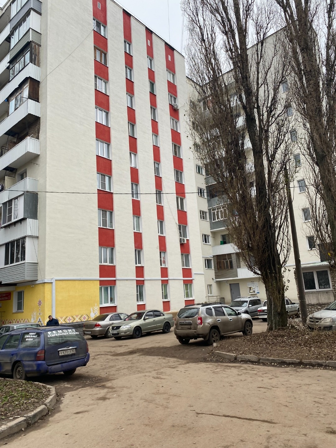 Продаётся уютная комната на ул. Советской Армии

Светлая и комфортная комната площадью 16,7 м² в отсеке на 4 комнаты. 

В отсеке — санузел, душ, две раковины, всё в хорошем состоянии и регулярно убирается. Кухня общая на этаже — просторная и чистая, соседи спокойные и аккуратные.

Дом ухоженный: нов